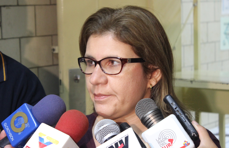 Viceministra Curcio aseguró la distribución de antirretrovirales