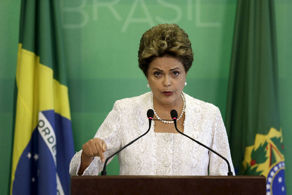 Dilma Rousseff niega vínculos con escándalo de corrupción de Petrobras
