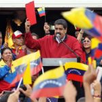 Nicolás Maduro presenta bases comiciales de su Constituyente