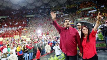Nicolás Maduro y Cilia Flores en el Poliedro de Caracas