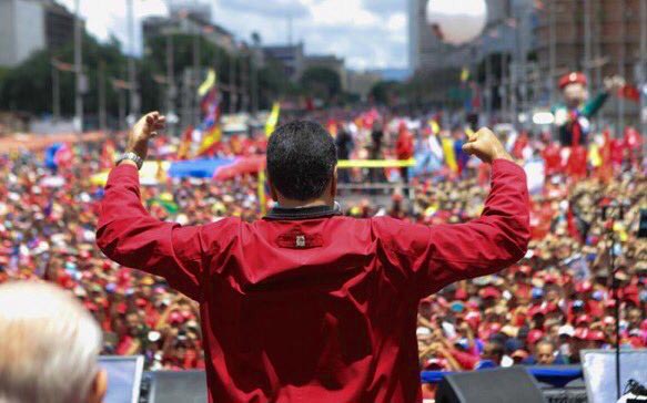 Venezuela roja Maduro